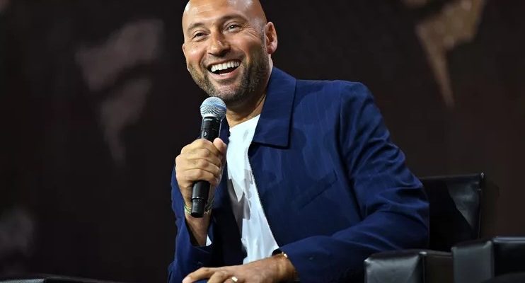 Derek Jeter at a live conference