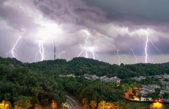 Lightning Strikes Four Times as Hard Rock Bet Players Win $900K in Michigan Jackpots