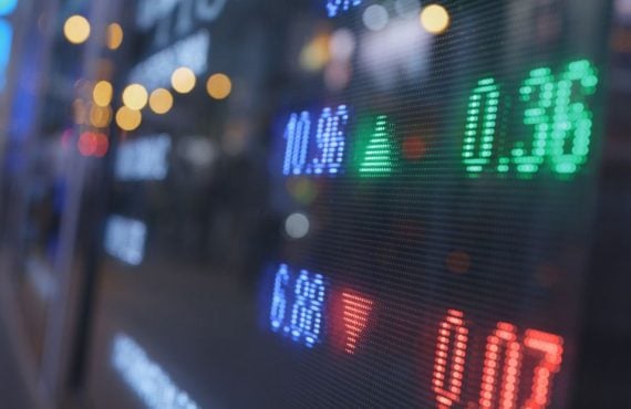 Banks Embrace Prediction Markets for Clients, Ban Them for Employees
