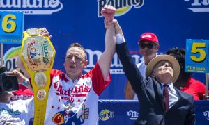 Joey “Jaws” Chestnut (AP Photo/Brittainy Newman)