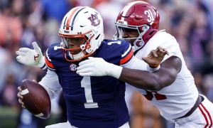 State senator pushing legislation for fans to enjoy betting on Alabama vs. Auburn