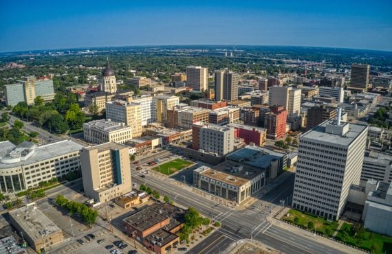 Kansas achieved a significant milestone in November, setting a new record for sports betting handle. (Shutterstock/Jacob Boomsma)