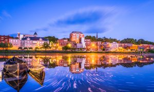 Although sports betting is relatively new in the state, Maine hit a record high in sports betting handle in March with $47.6 million wagered. (Shutterstock/Sean Pavone)