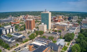 Michigan Gaming Control Board has initiated action against three online gaming operators by issuing cease-and-desist letters. (Shutterstock/Jacob Boomsma)