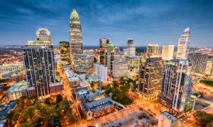 DraftKings director of race and sportsbook operations Johnny Avello discusses North Carolina sports betting with our Dave Bontempo. (Shutterstock/ESB Professional)