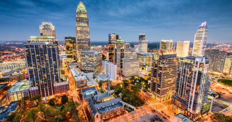 DraftKings director of race and sportsbook operations Johnny Avello discusses North Carolina sports betting with our Dave Bontempo. (Shutterstock/ESB Professional)