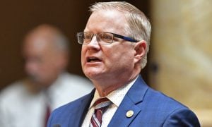 Sen. Thayer happy Kentucky sports betting equal to horse racing.