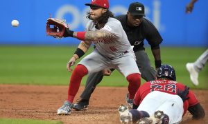 Cincinnati Reds 2B Jonathan India plays against the Cleveland Guardians in September 2023