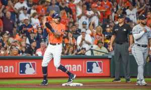 Astros shortstop Carlos Correa