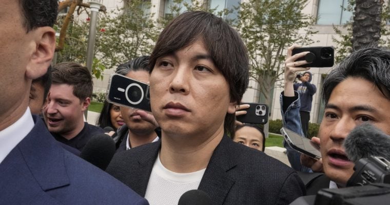Ippei Mizuhara, Ohtani's ex-interpreter for the Dodgers, gets ready to plead guilty.