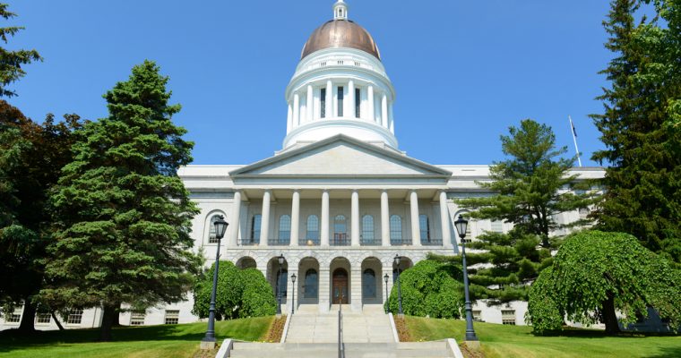 Maine state capitol - Front view in the daytime