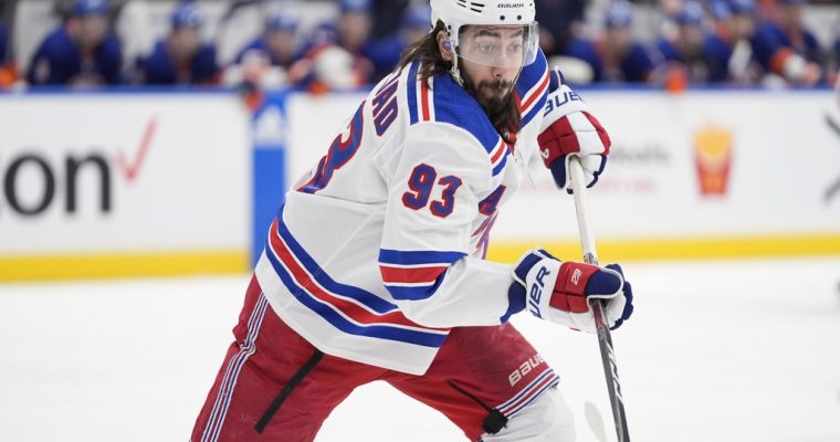 NY Rangers Mika Zibanejad plays against the NY Islanders in a hockey game on April 2024